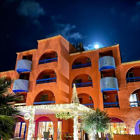 Cit'Hotel Des 2 Golfs Льокат Екстериор снимка