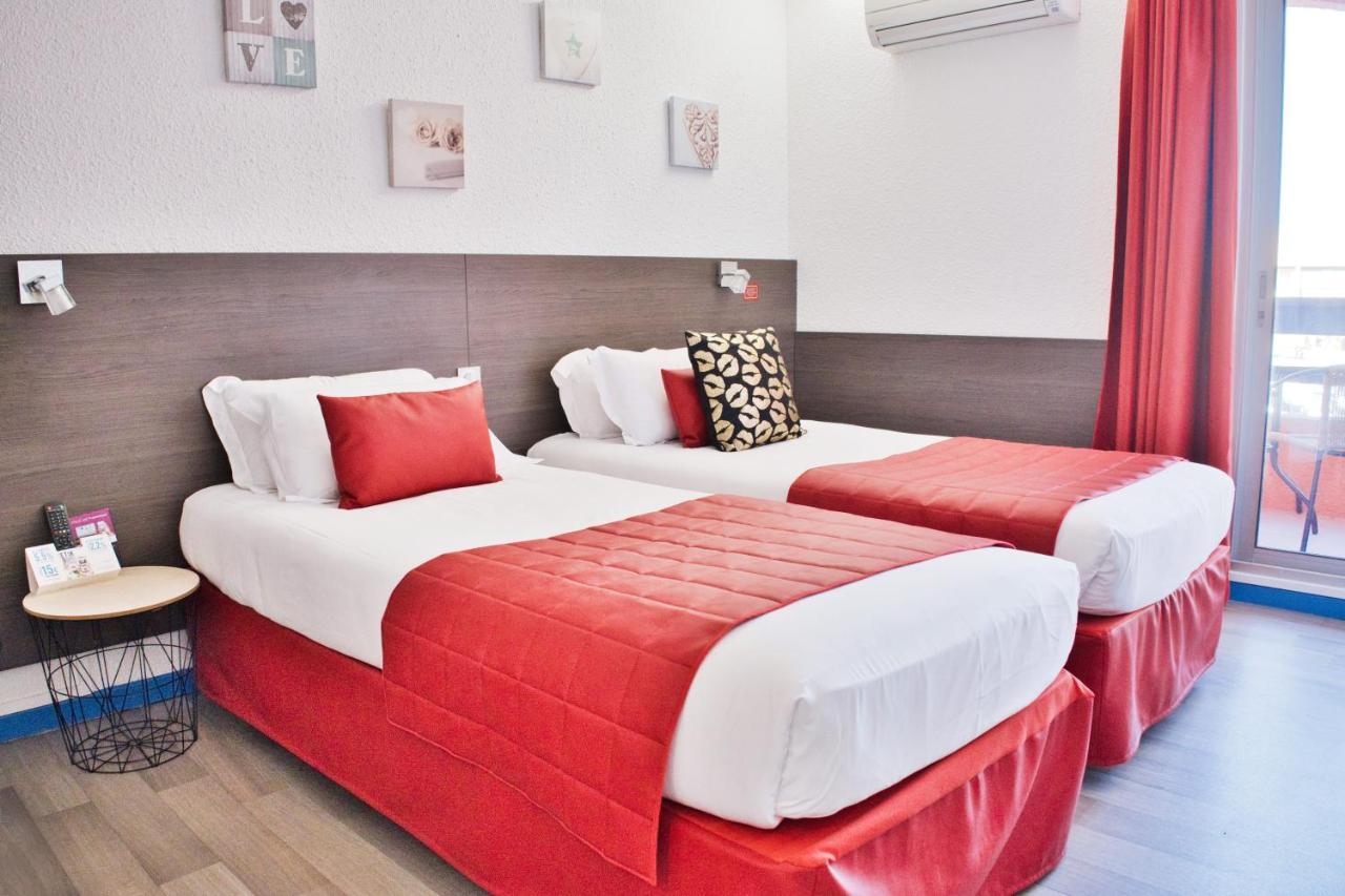 Cit'Hotel Des 2 Golfs Льокат Екстериор снимка