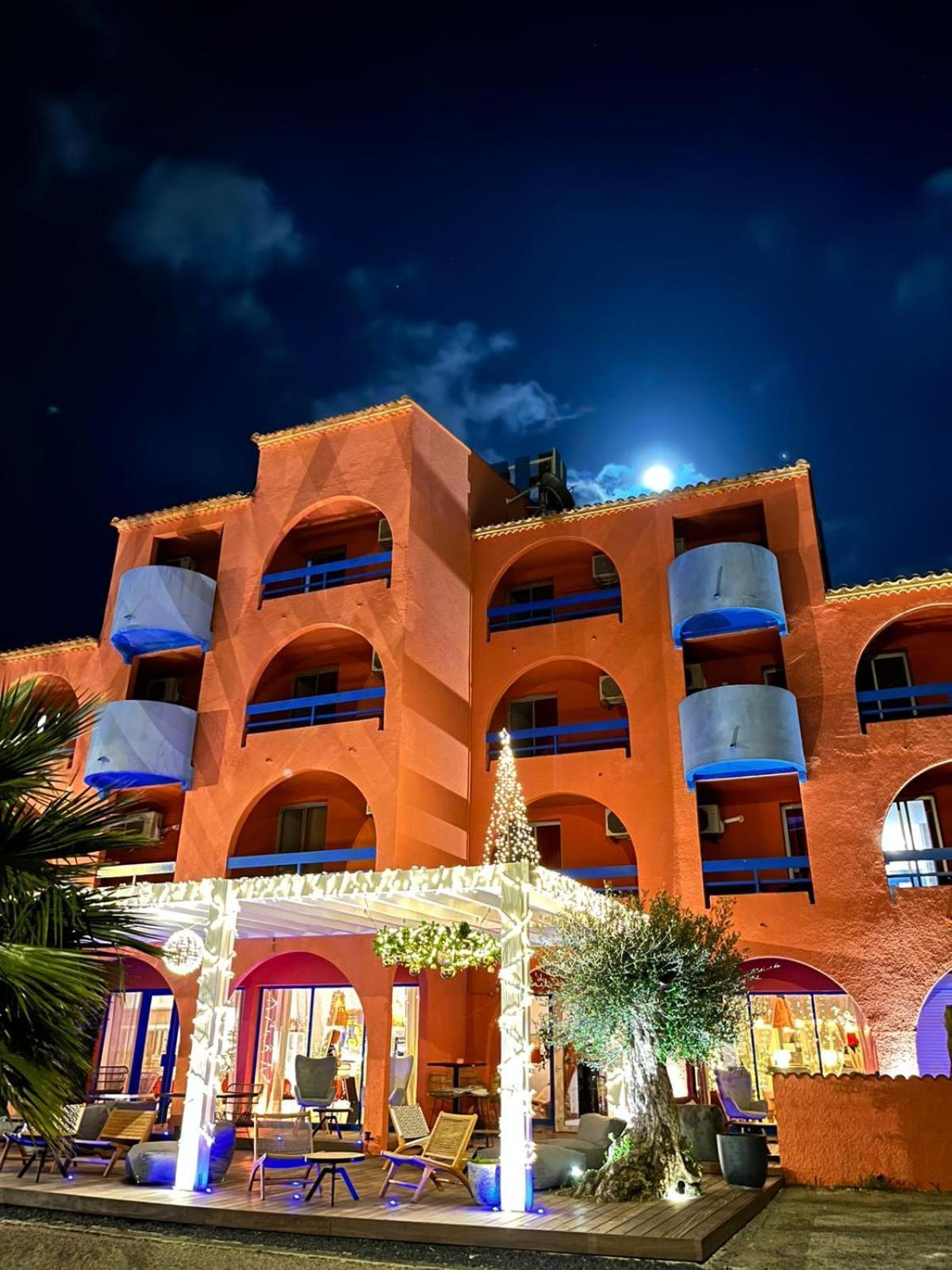 Cit'Hotel Des 2 Golfs Льокат Екстериор снимка